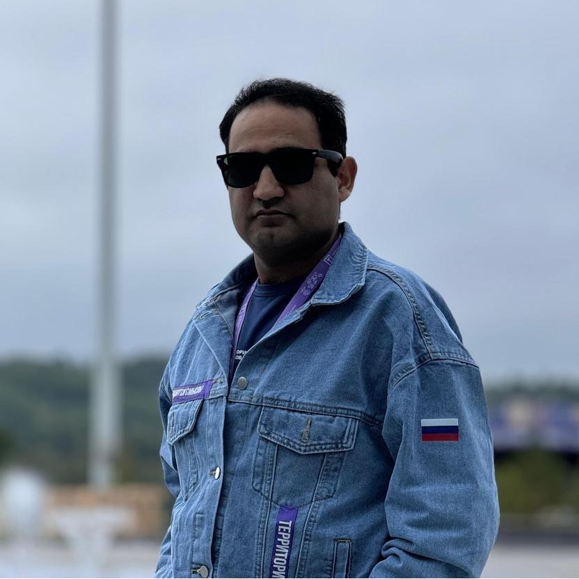 Mr Robin Kumar